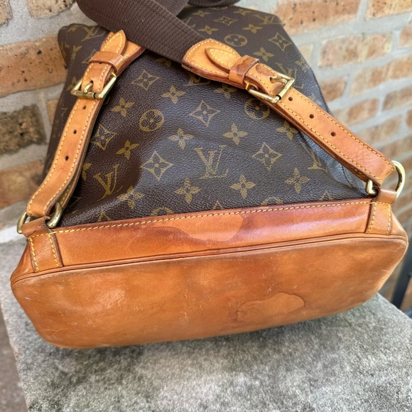 Authentic Louis Vuitton Authentic Vintage Montsouris Backpack - Picture 8 of 16